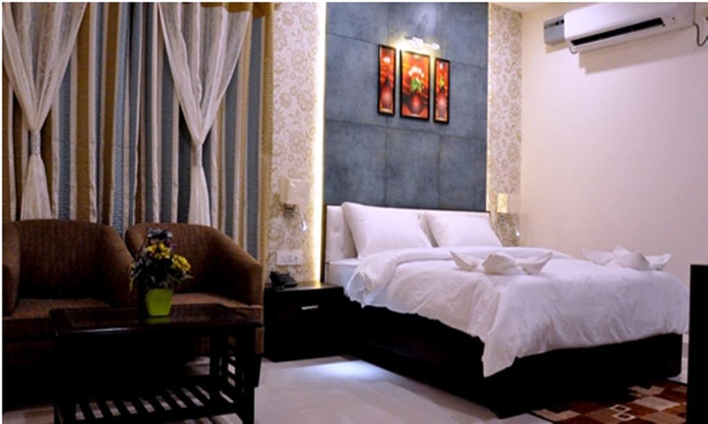 Bellevue Hotel Гвалиор Стая снимка