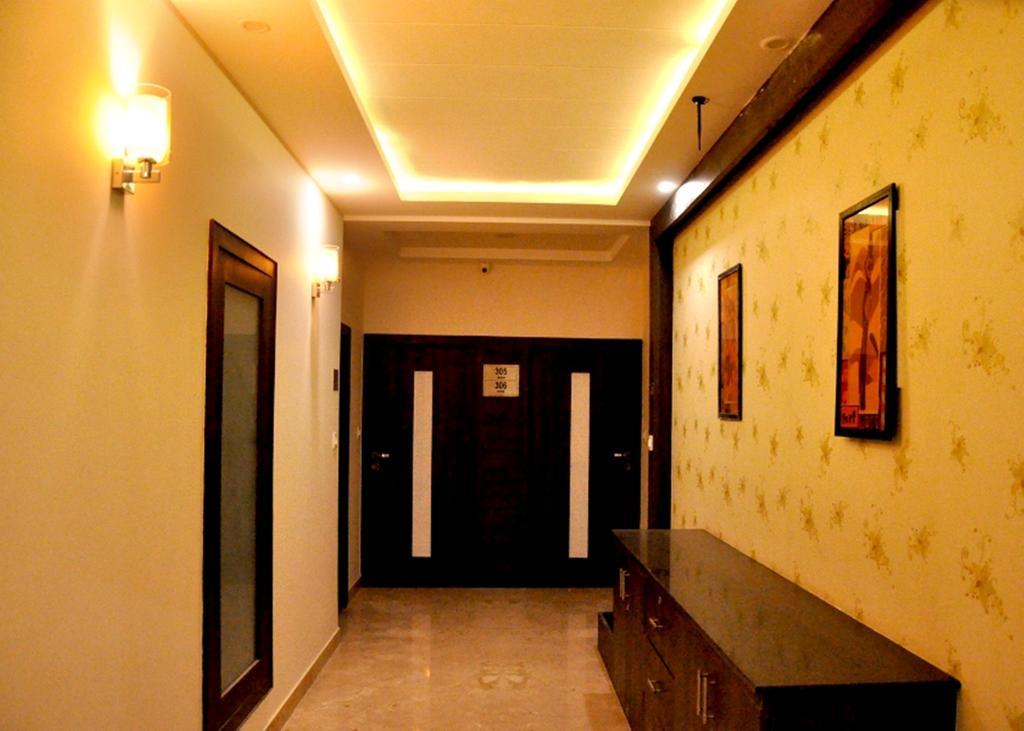 Bellevue Hotel Гвалиор Екстериор снимка