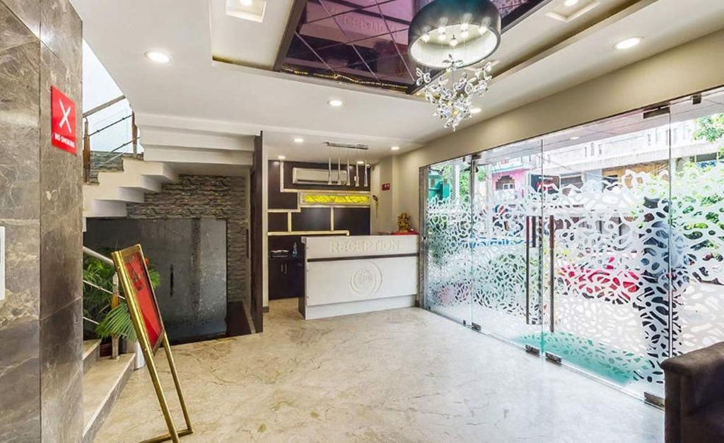 Bellevue Hotel Гвалиор Екстериор снимка